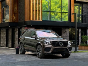 Mercedes GLS