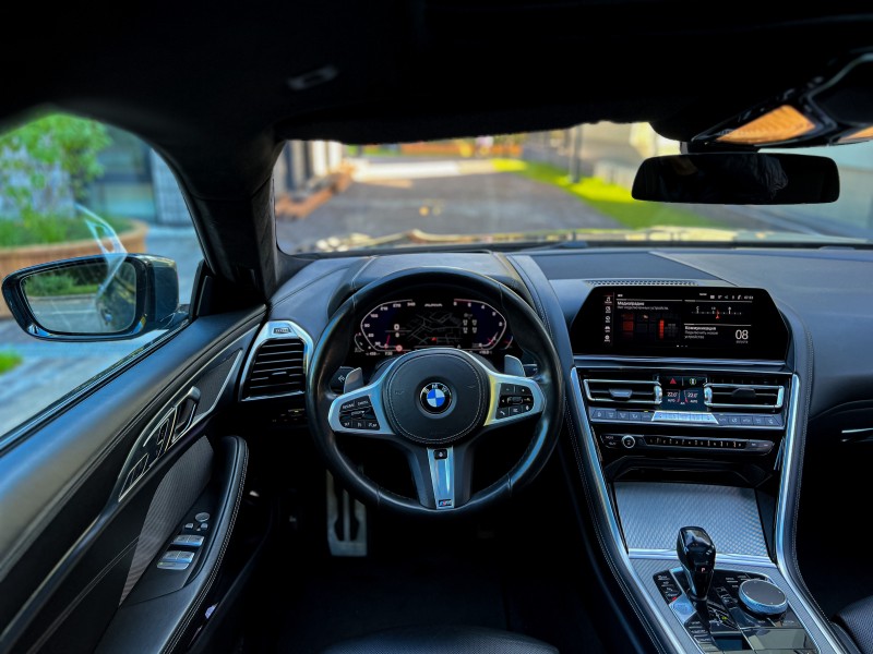 BMW 840